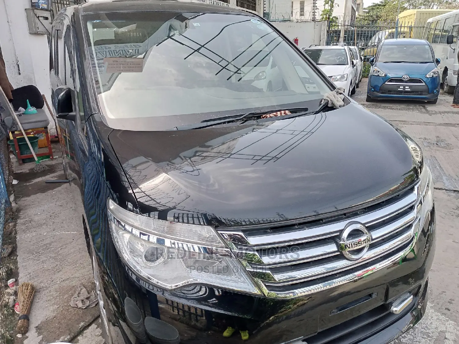Nissan Serena 2016 Black