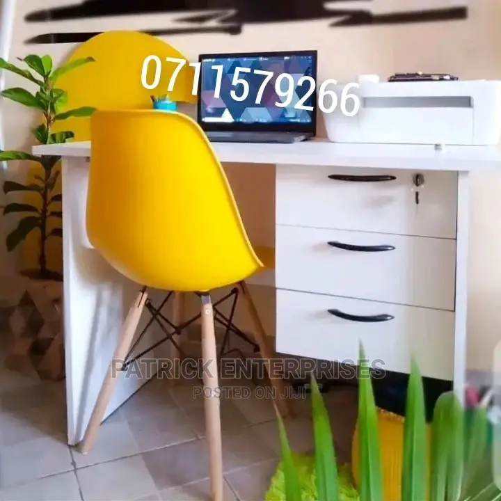 1mtr Office Desk Plus Eames Chair