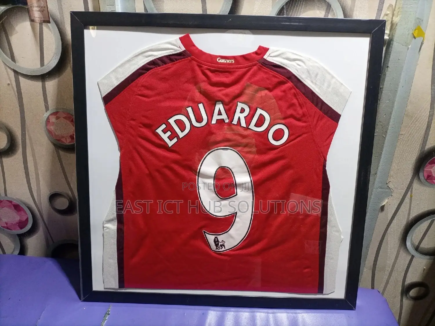 Frame Your T-Shirts and Sports Jerseys in Classy Frames