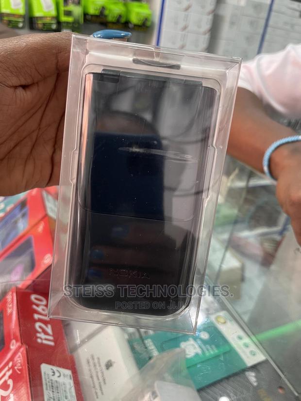 New Nokia 2720 Flip 512 GB Black - main view