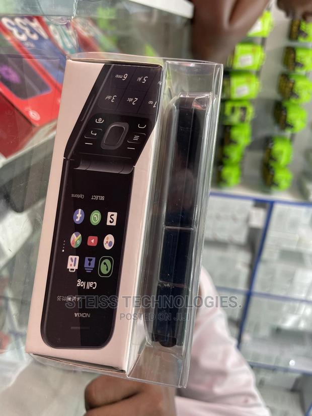 New Nokia 2720 Flip 512 GB Black - thumbnail 4
