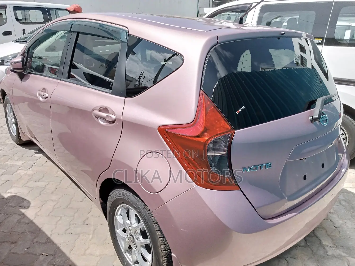 Nissan Note 2016 Purple
