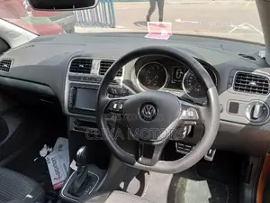 Volkswagen Passat 2016 Orange