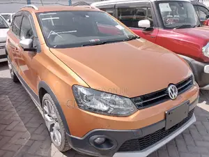 Volkswagen Passat 2016 Orange