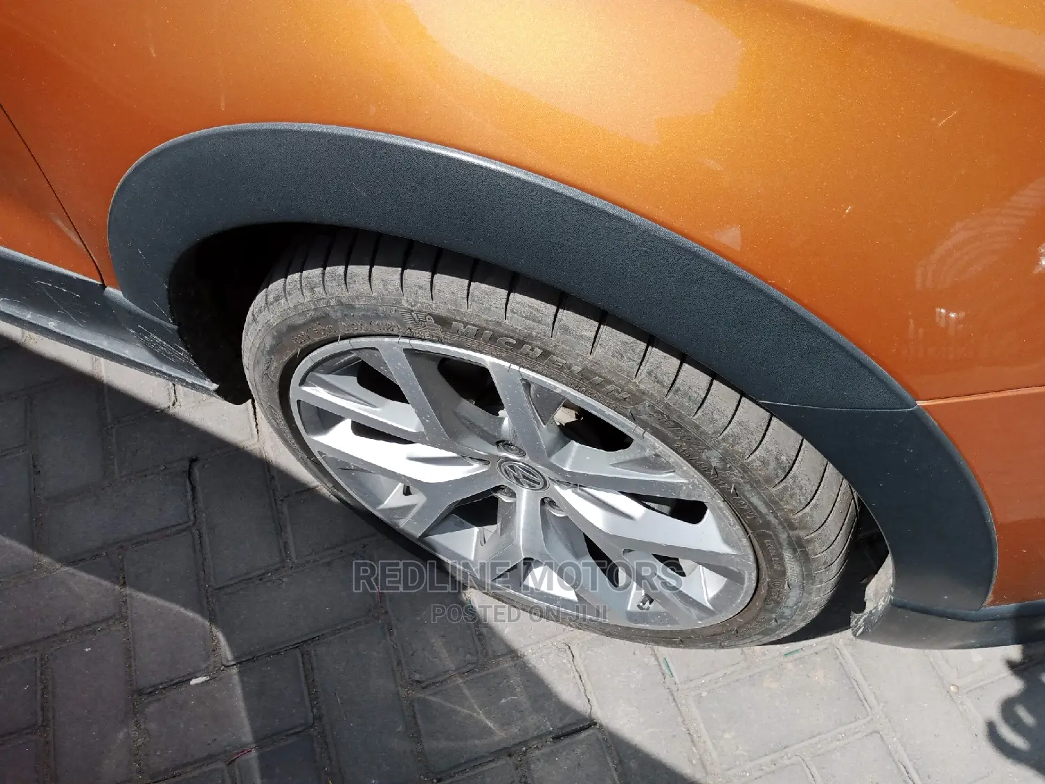 Volkswagen Passat 2016 Orange