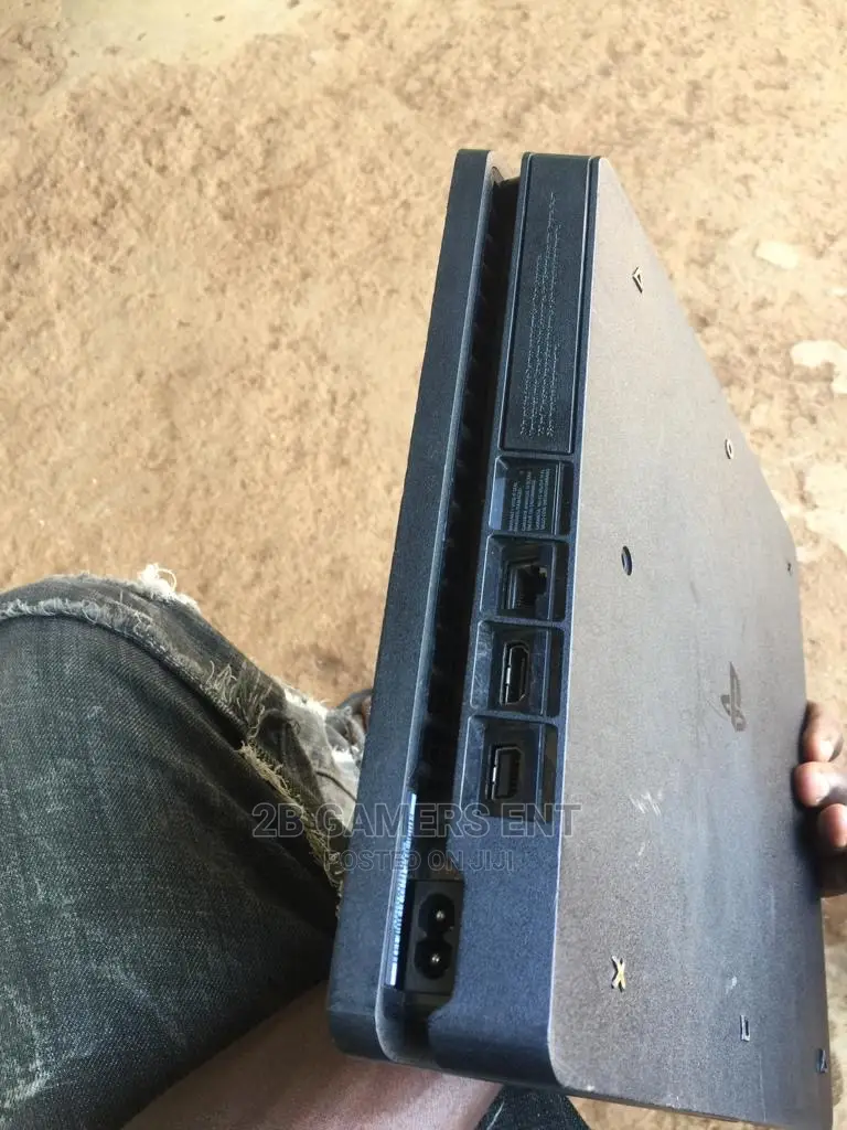Ps4 Slim, Updated Version