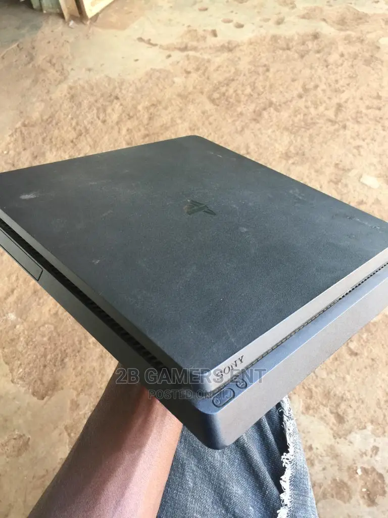Ps4 Slim, Updated Version