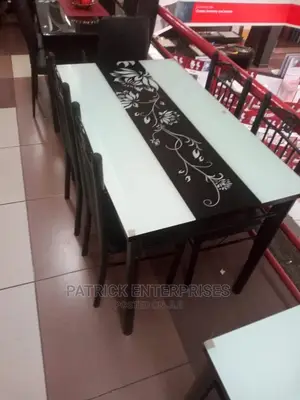 Morden Dinning Tables 4 Seater