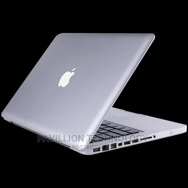 Laptop Apple MacBook Pro 4GB Intel Core I5 HDD 500GB - main view
