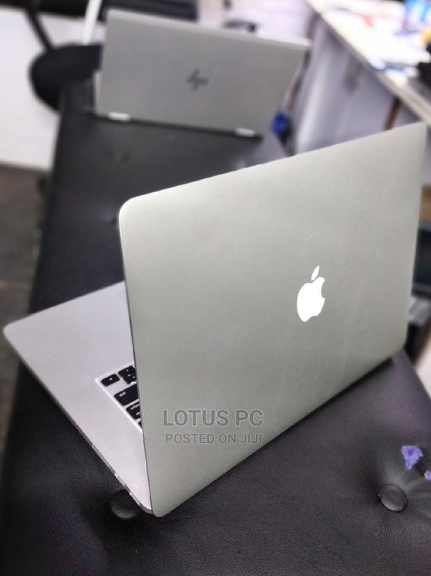 Laptop Apple MacBook 2015 16GB Intel Core I7 SSD 512GB - thumbnail 3