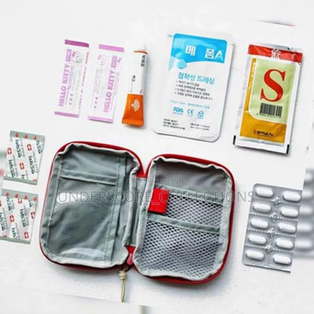 *Portable First Aid Storage Bag* - thumbnail 3