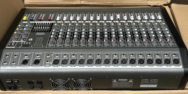Yamaha Pmx16usb Active Powered Mixer
