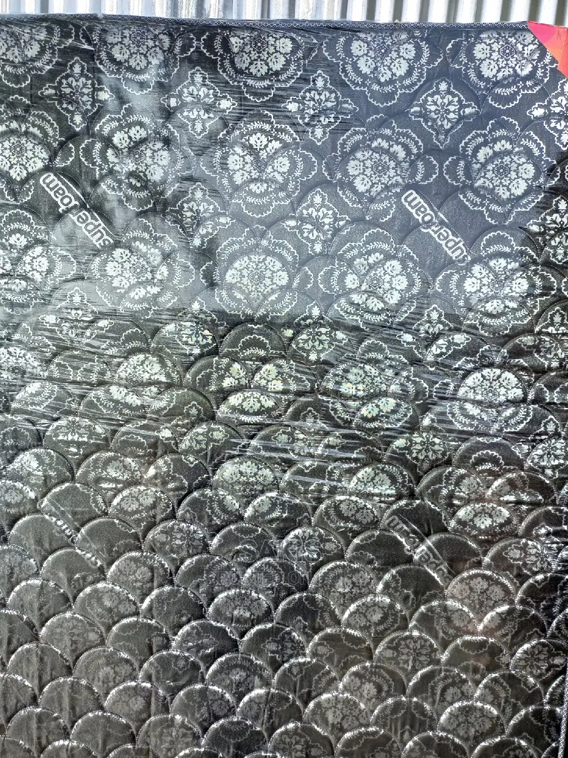 Tuchapie Tukuletee Leo! 5 by 6 Quilted Heavy Duty Mattresses