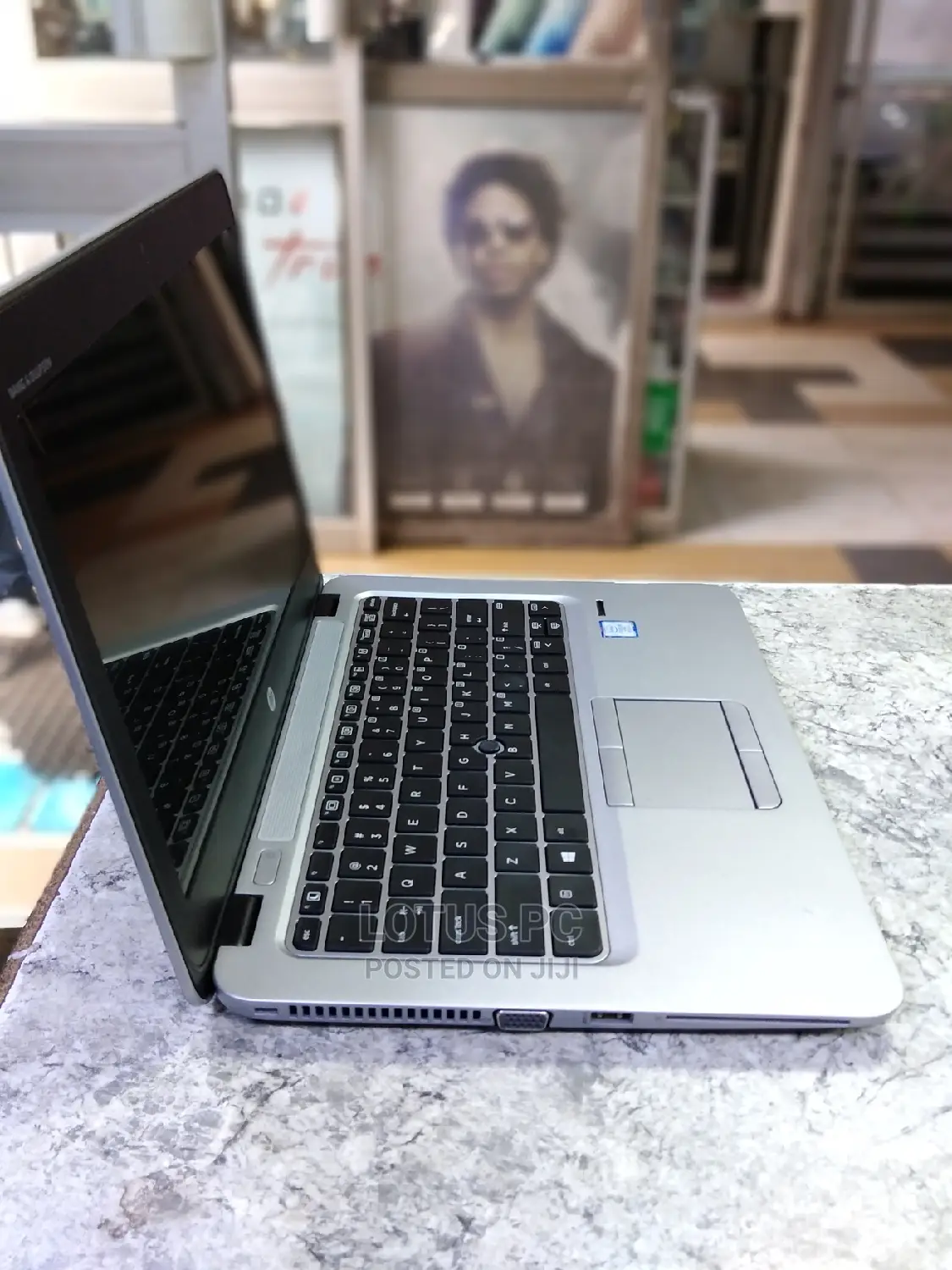 Laptop HP EliteBook 820 G3 8GB Intel Core I5 HDD 500GB