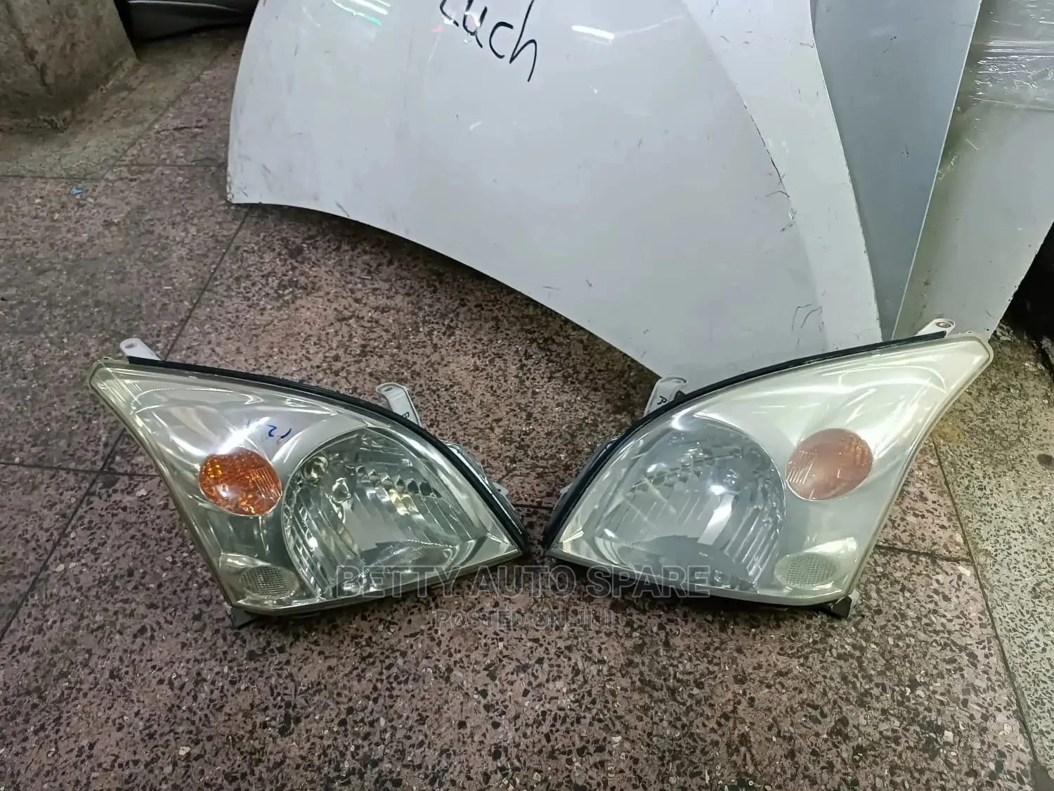 Prado 120 Headlight