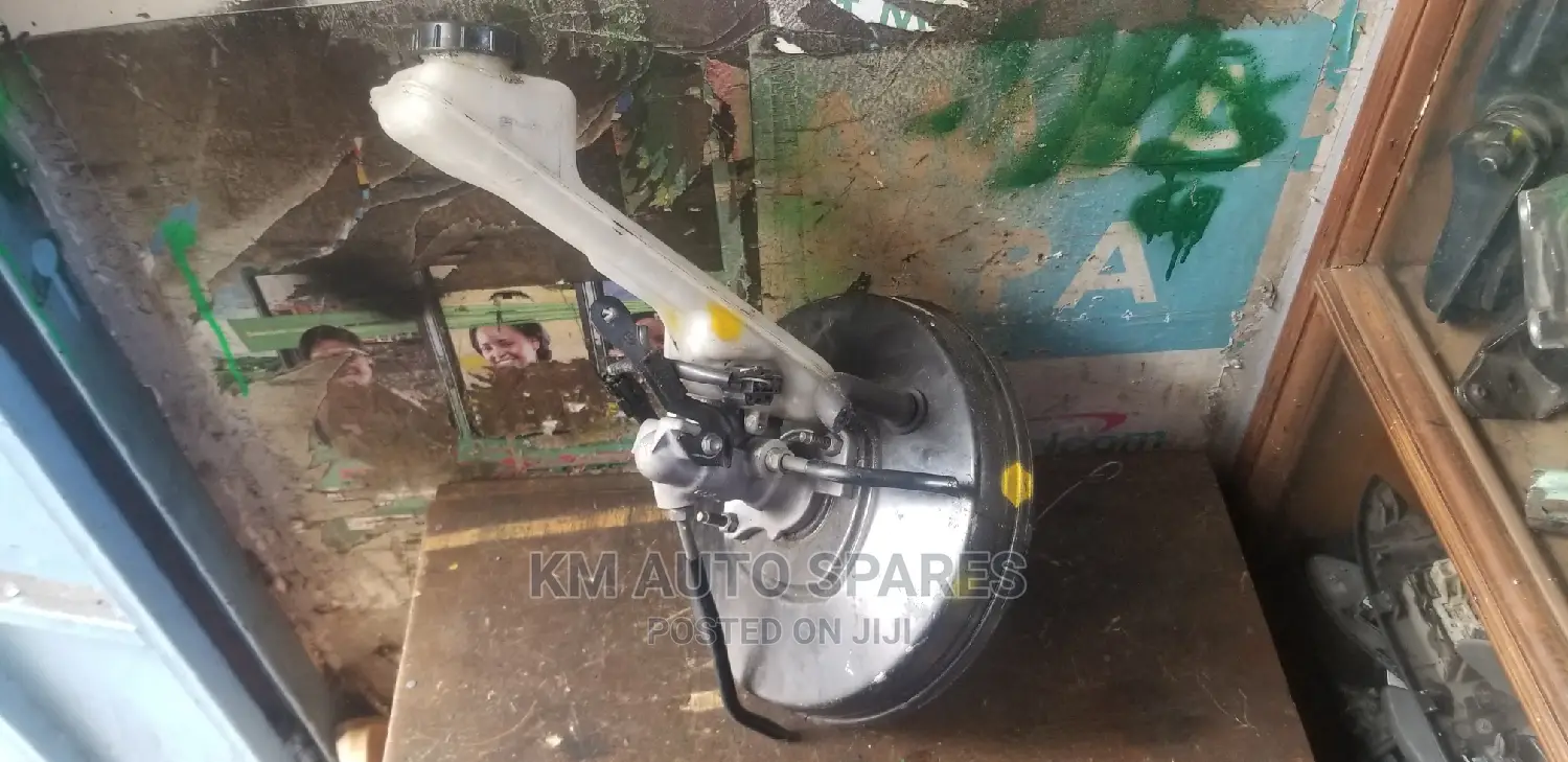 Mazda Cx9 Brake Booster/Master Cylinder.