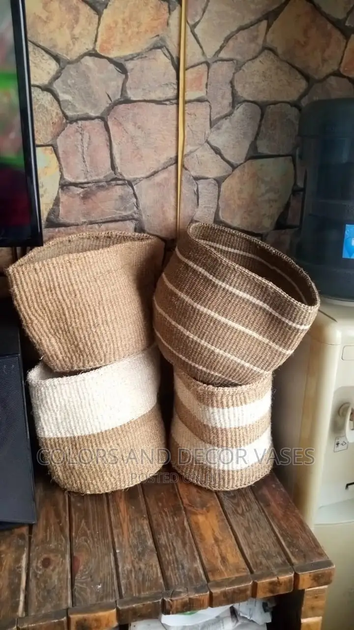 Baskets Kiondos Vases