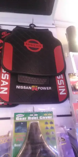 Branded Mats for Nissan