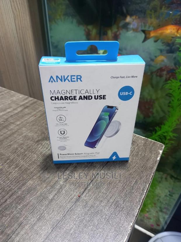 Anker Power Wave Select + Magnetic Pad - main view