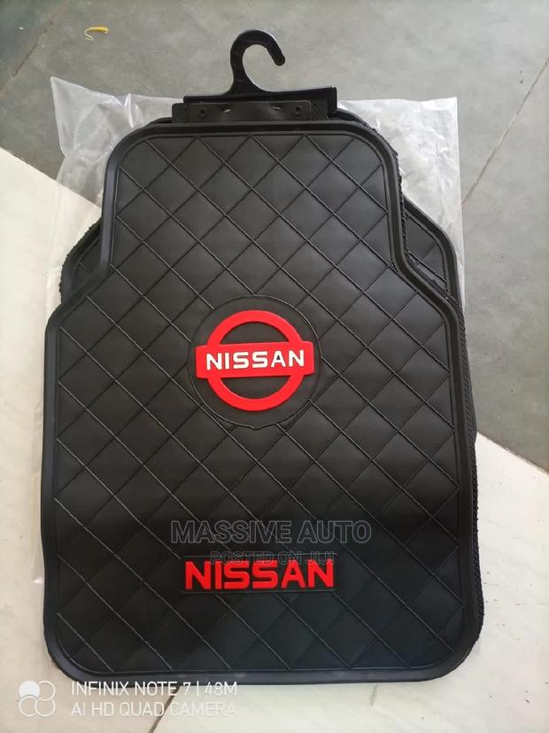 High Nissan Car Floor Mats