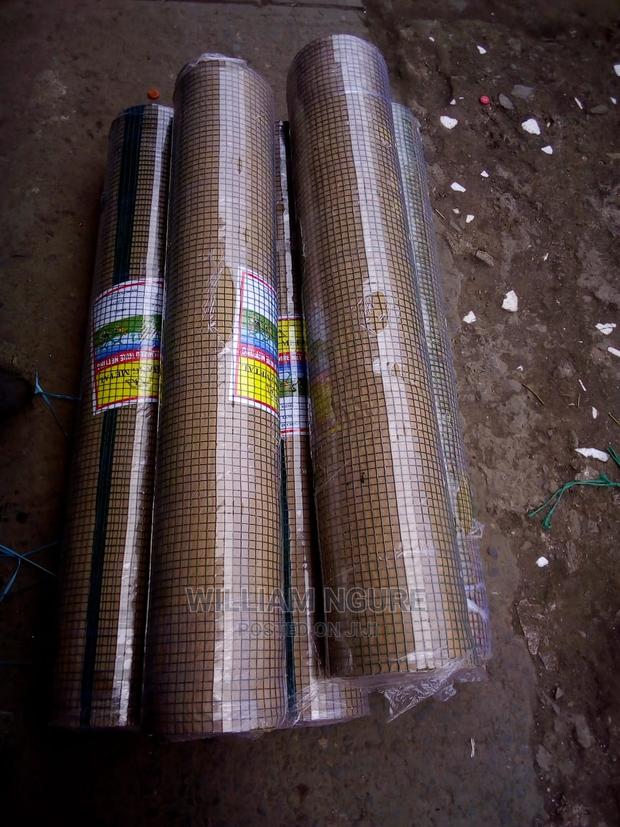 Plastic Coated Mesh for Chicken and Rabbit Houses - thumbnail 3