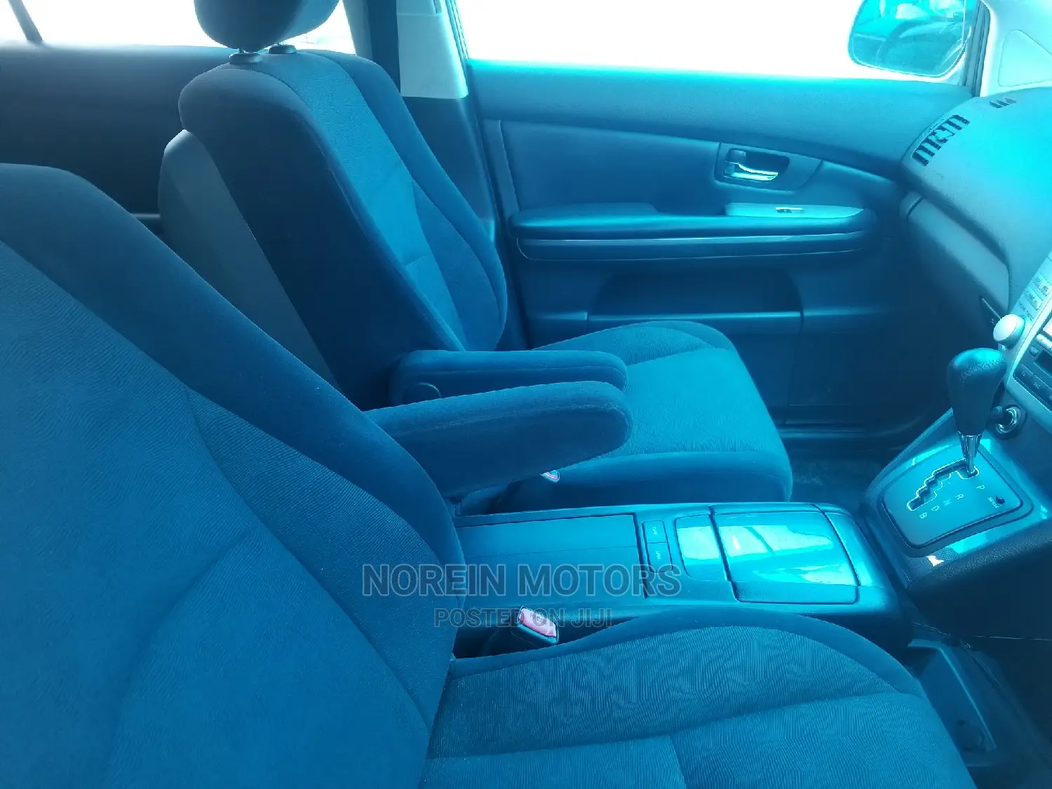 Toyota Harrier 3.3 Hybrid 4WD 2011 White