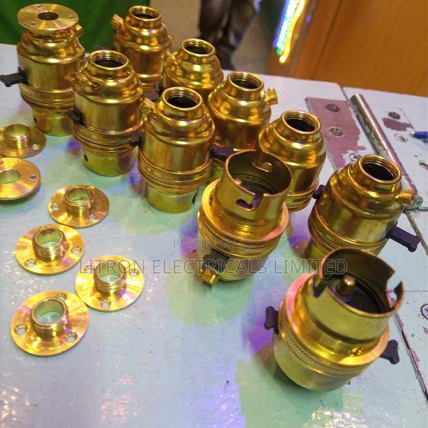Brass Lampholders With Nipples - main view
