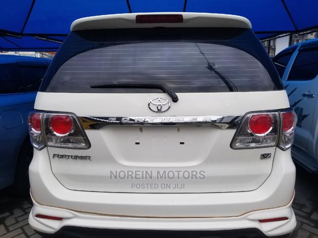 Toyota Fortuner 2.7 AWD 2014 White - thumbnail 9