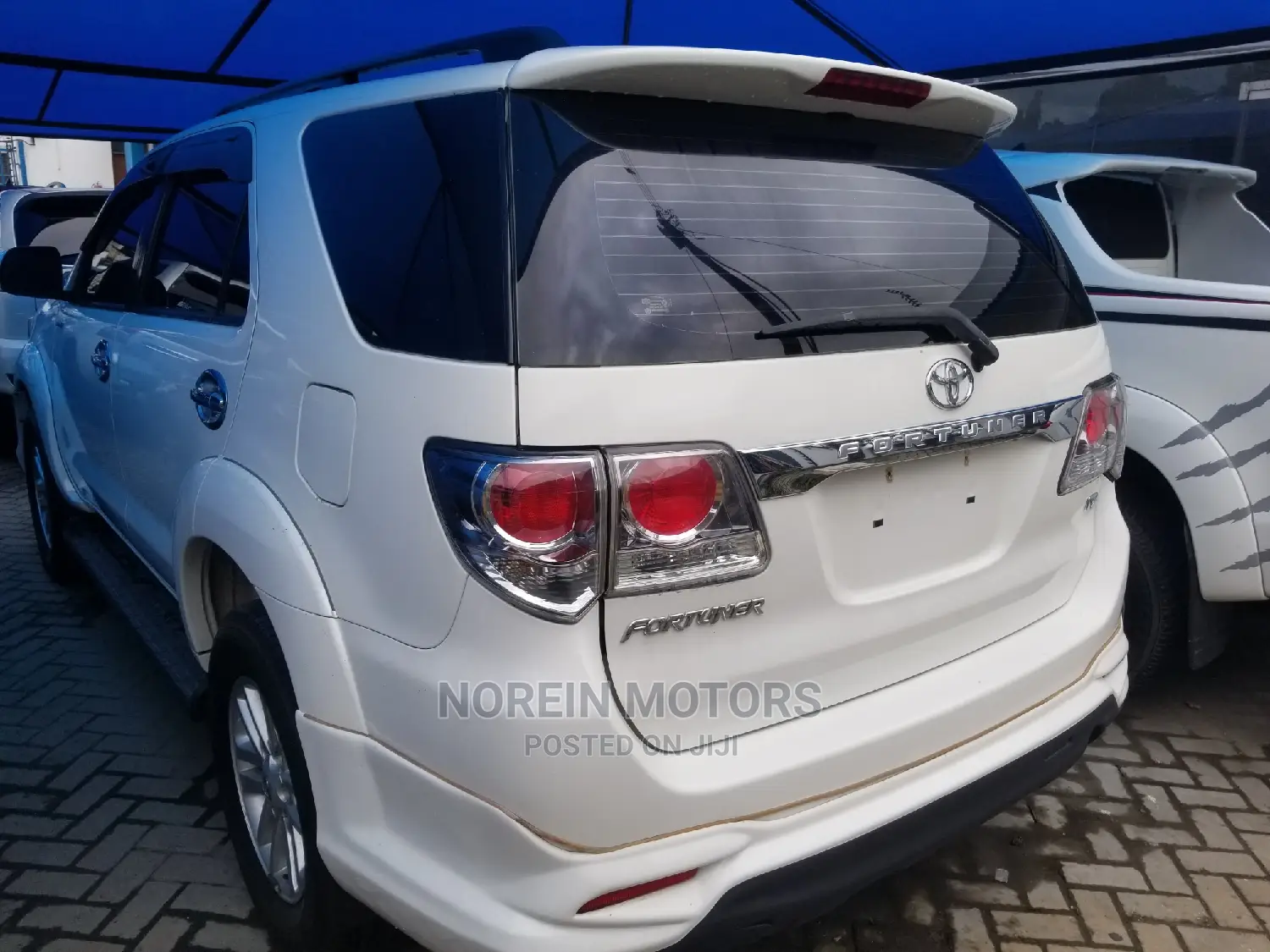 Toyota Fortuner 2.7 AWD 2014 White