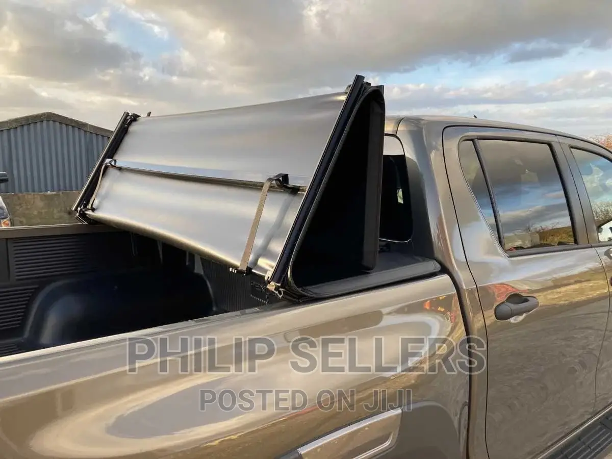 Toyota Hilux Extra Cab 05-15 Eagle1 Soft Roll-up Tonneau Cov