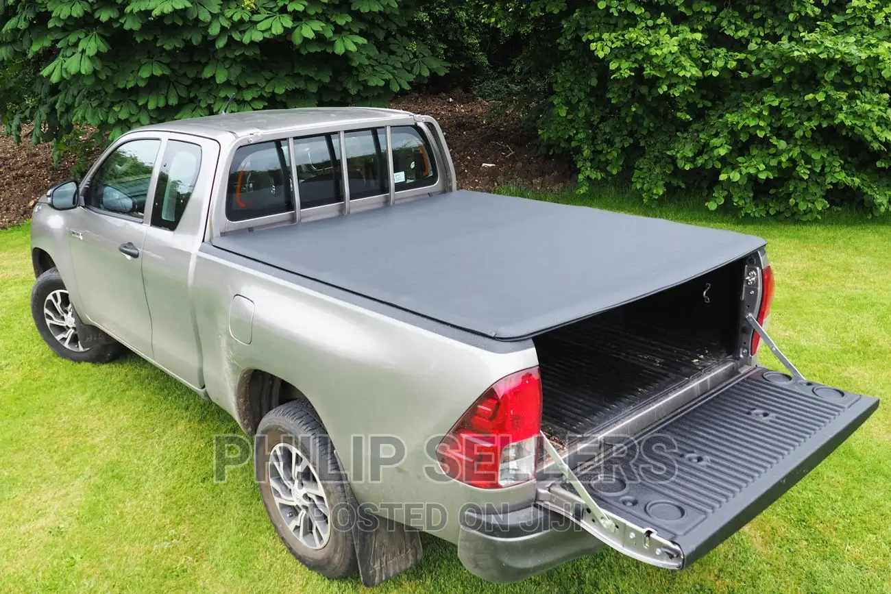 Unibee 4x4 Tri-fold Hard Lid Tonneau Cover For Toyota Hilux