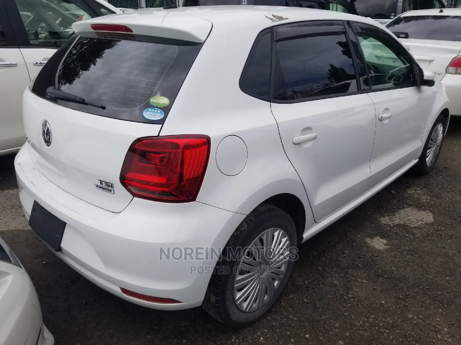 Volkswagen Polo 2014 White