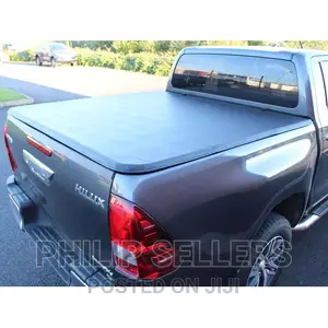 Tri-fold Hard Lid Tonneau Cover For Toyota Hilux SR5 2015-20