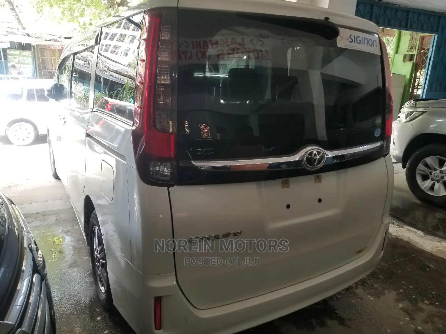 Toyota TOYOTA ESQUIRE 2015 White