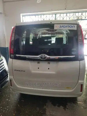 Toyota TOYOTA ESQUIRE 2015 White