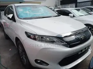 Toyota Harrier 2.0 4WD 2016 White