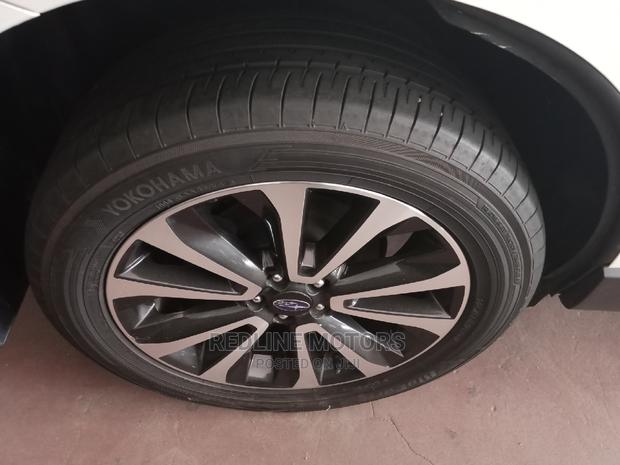 Subaru Forester 2.5i AWD 2017 Off White - thumbnail 7