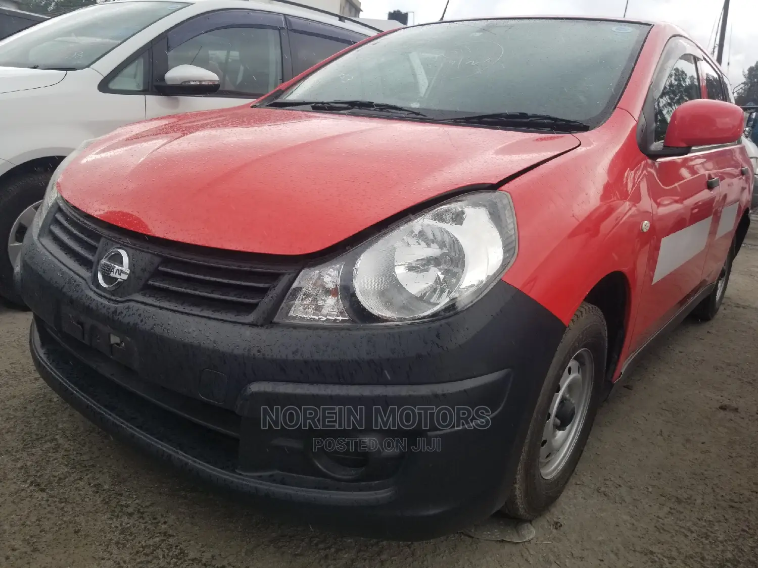 Nissan Advan 2014 Orange