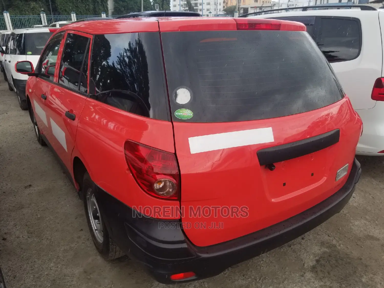 Nissan Advan 2014 Orange
