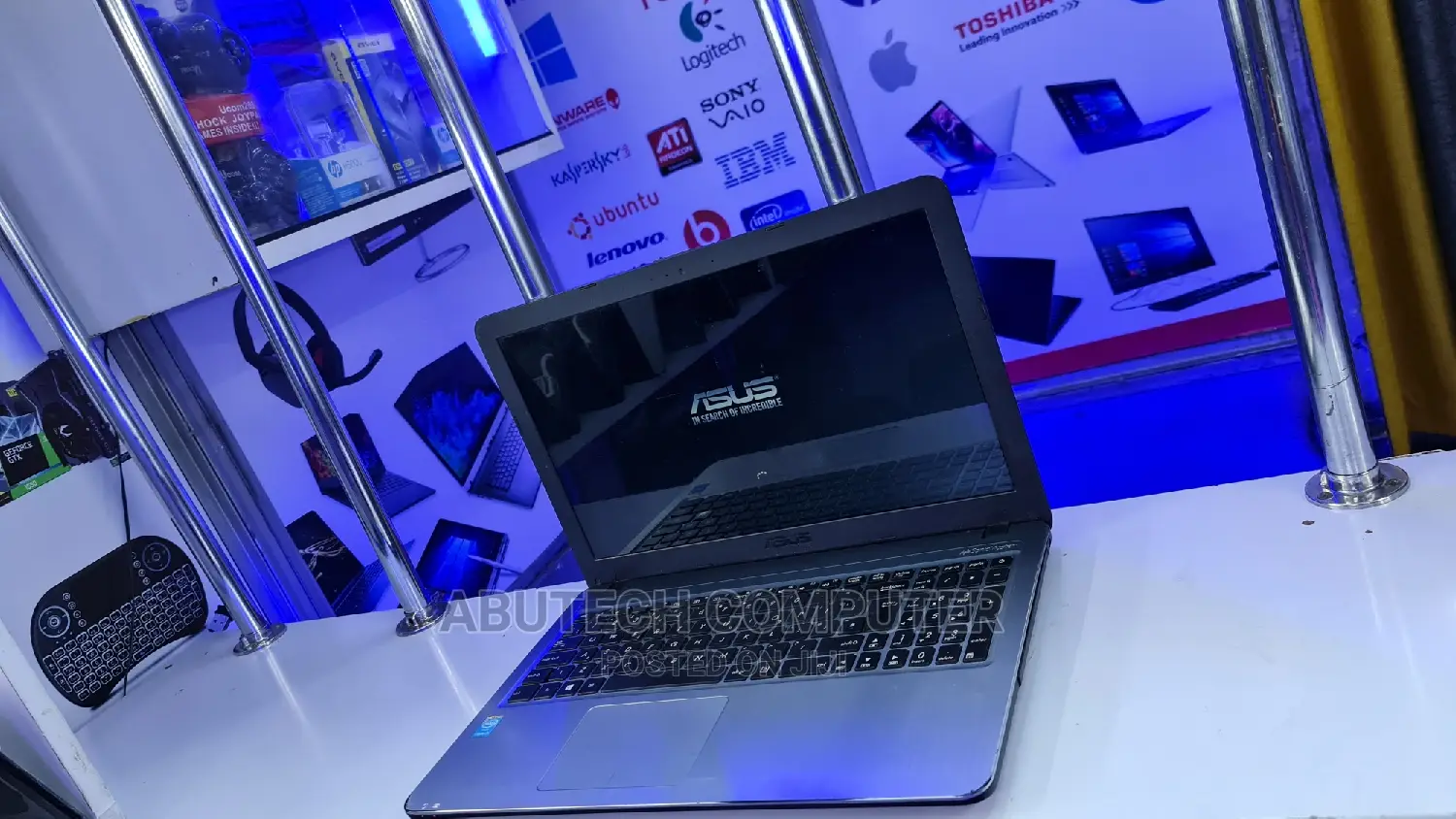 Laptop Asus X540LA 4GB Intel Core I3 HDD 500GB