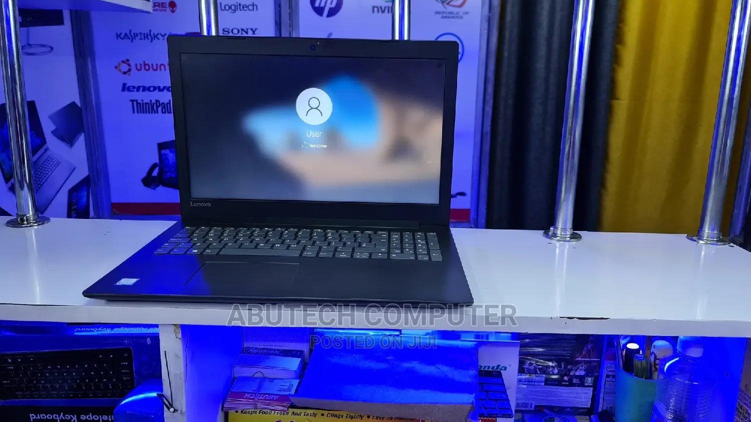 Laptop Lenovo IdeaPad 110 12GB Intel Core I5 HDD 1T
