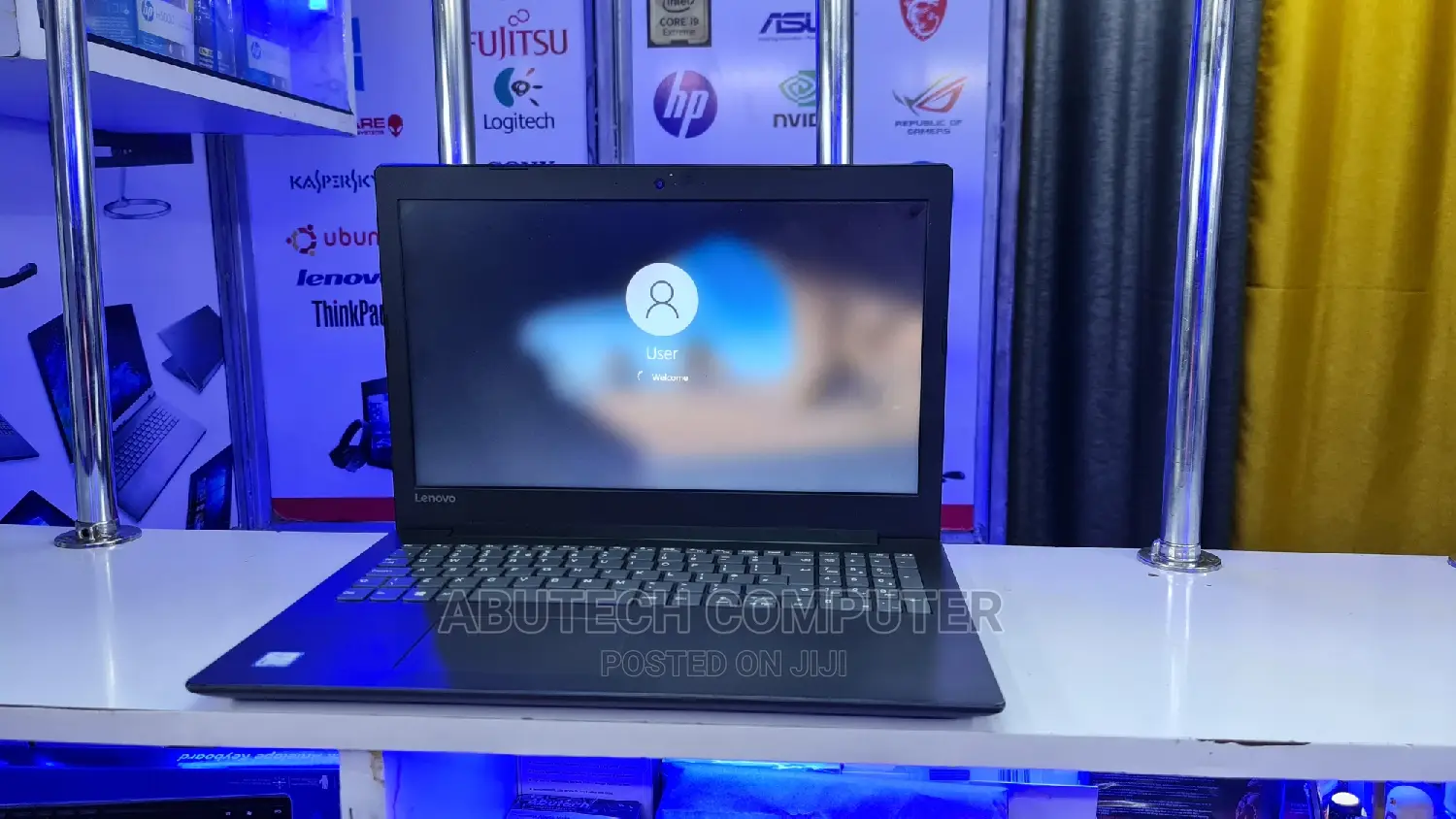 Laptop Lenovo IdeaPad 110 12GB Intel Core I5 HDD 1T