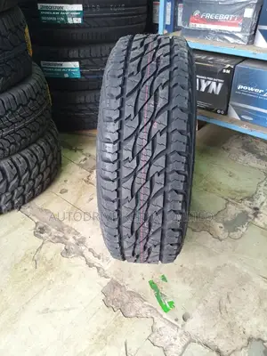 215/60r17 Bridgestone A/T
