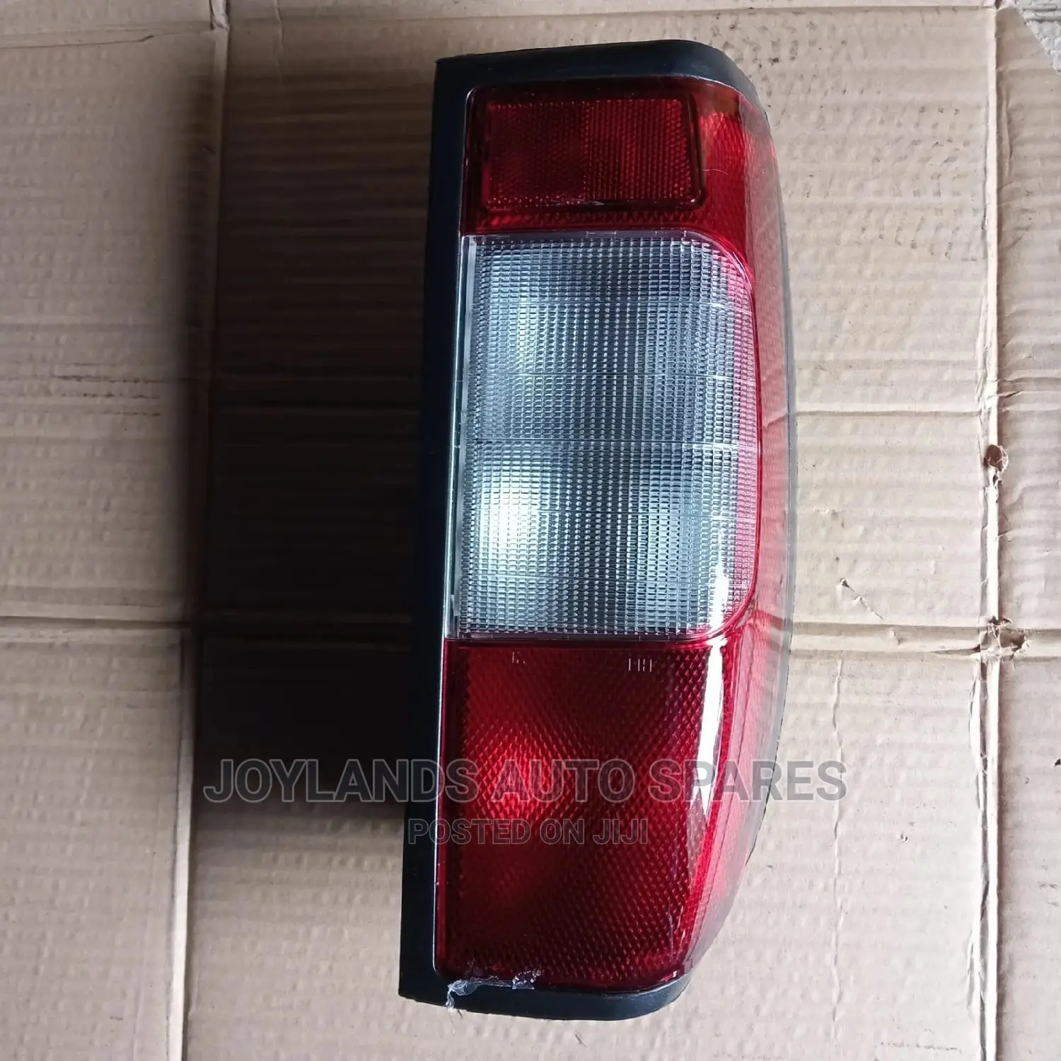 Tail Lamp Nissan Hard Body,Short Fitting.
