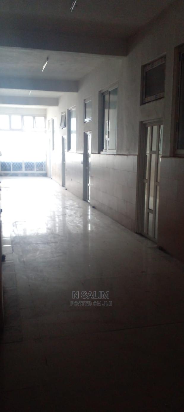 Offices to Let - thumbnail 4