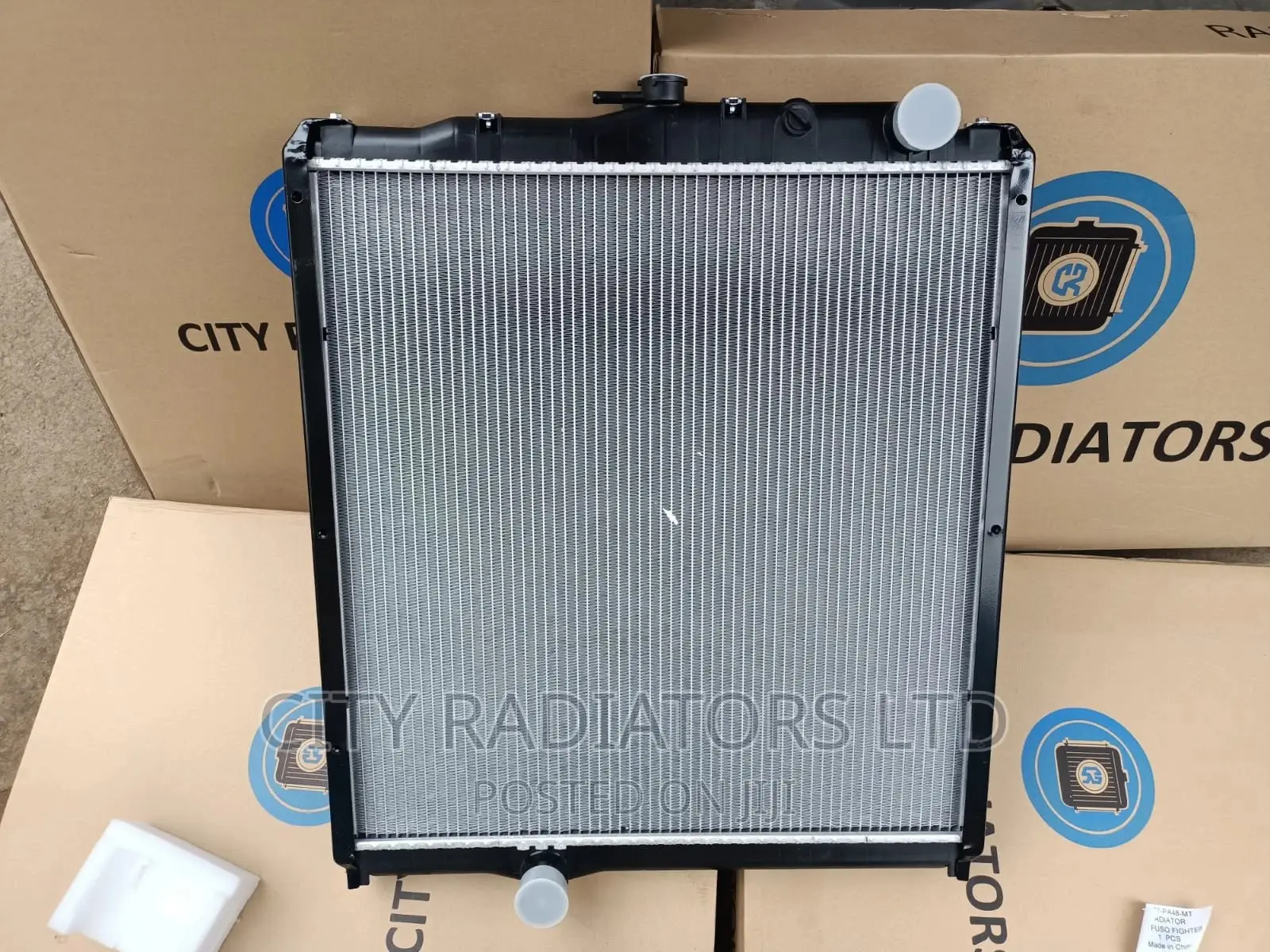 Radiator for Mitsubishi Fuso Fighter (Mahewa)
