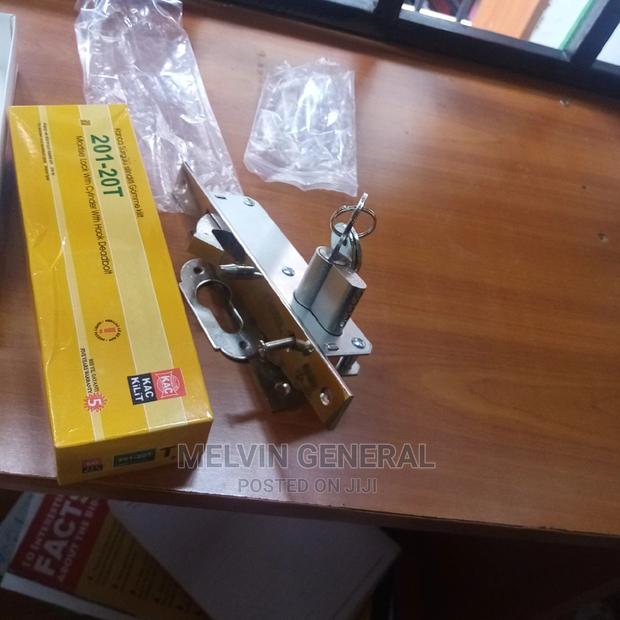 Kac Hook Lock - main view