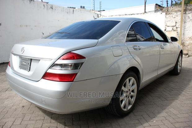 Mercedes-Benz S-Class 2008 Silver - thumbnail 2
