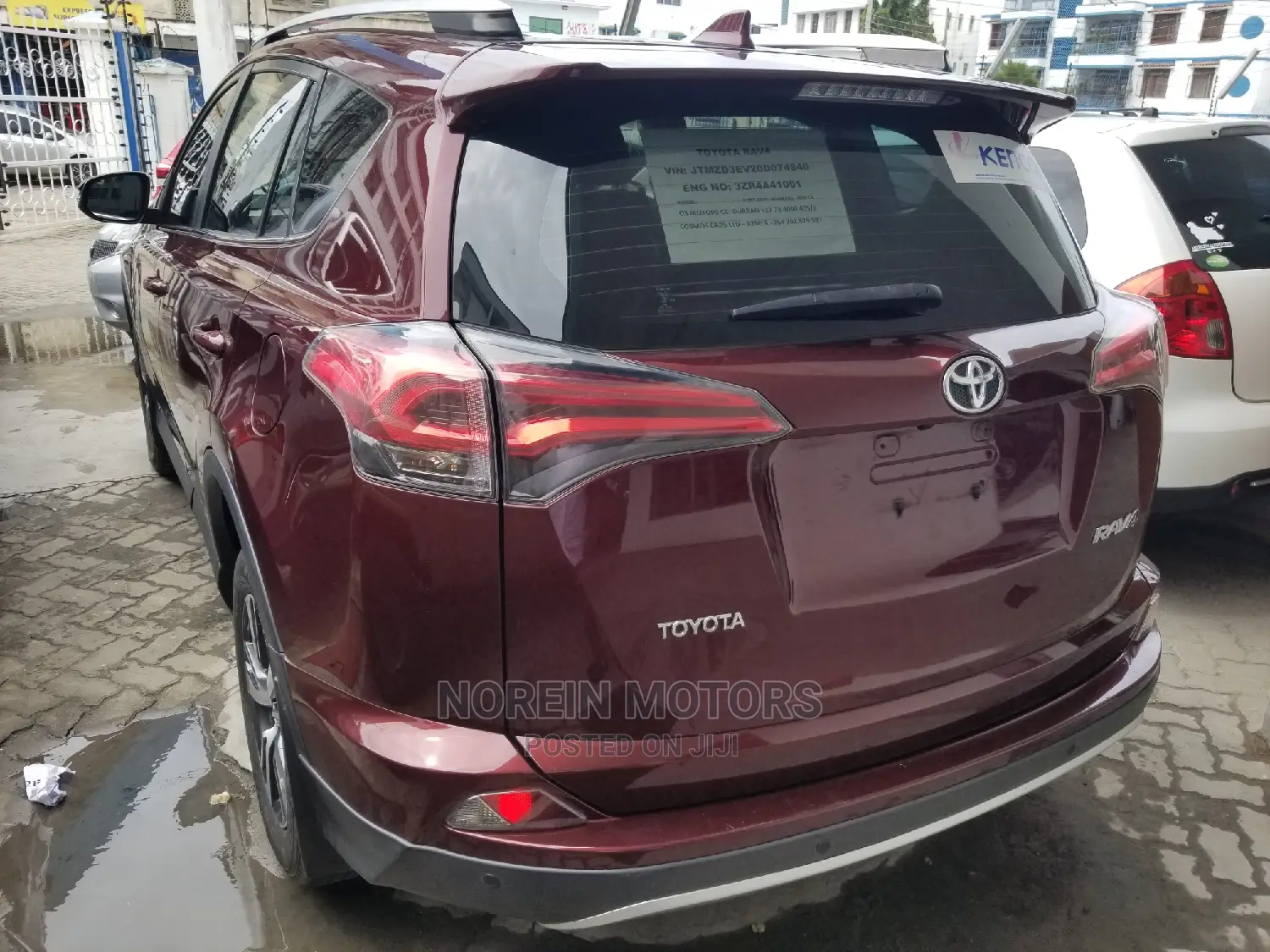 Toyota RAV4 LE 4dr SUV (2.5L 4cyl 6A) 2015 Red