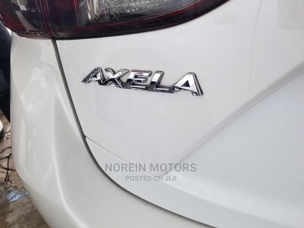 Mazda Axela SV Premium 2014 White - thumbnail 5